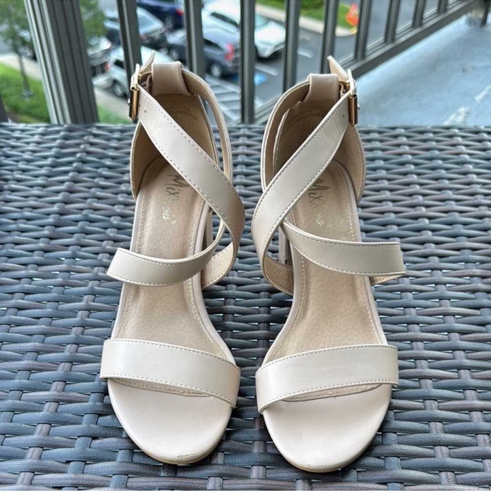 Mixx Shuz Beige Strappy Heels